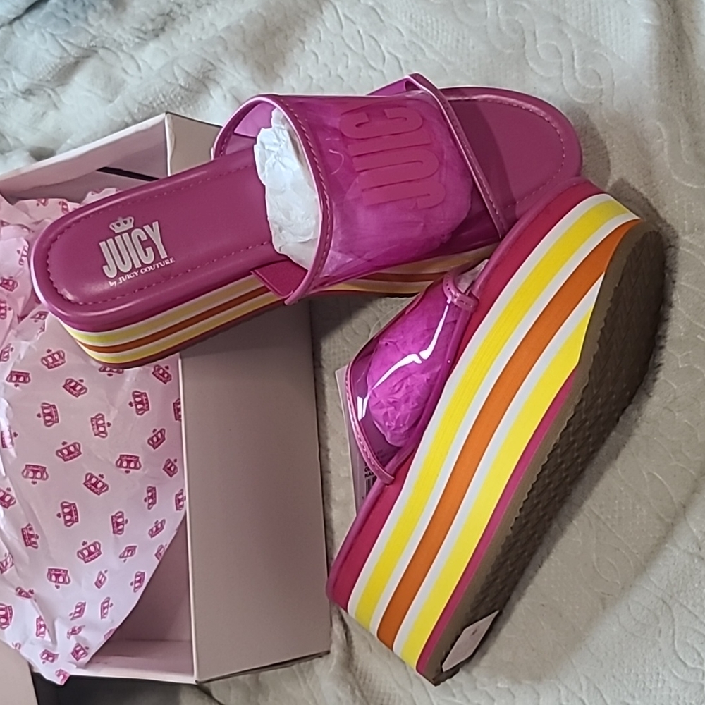 Juicy Couture Fuchsia Drena Platform Jelly Sandals